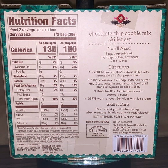 BRAND NEW Favorite Day Chocolate Chip Cookie Mix Skillet Set - Picture 3 of 3